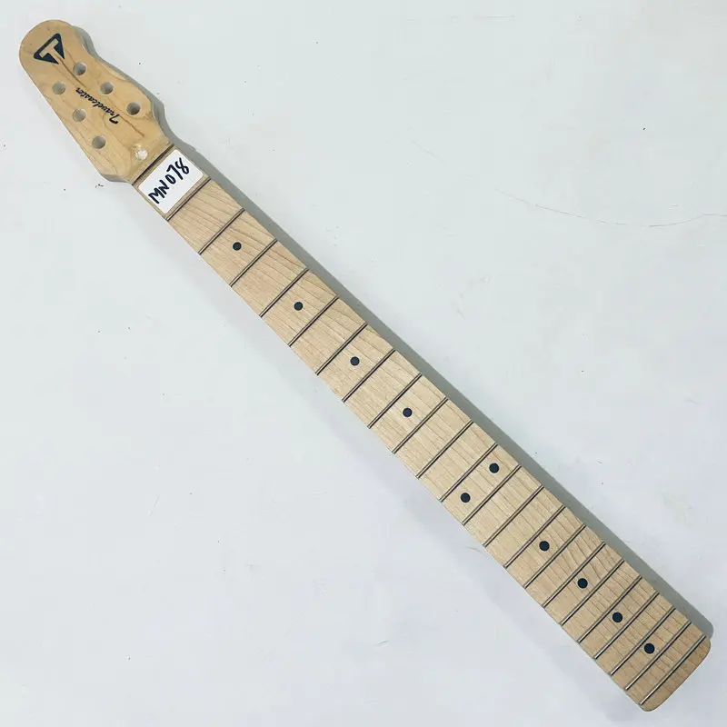 

MN078 Genuine Traveler Electric Guitar Semi Finishing Guitar Neck ST Tremolo Model 22 Frets Natural Maple Authorised for DIY
