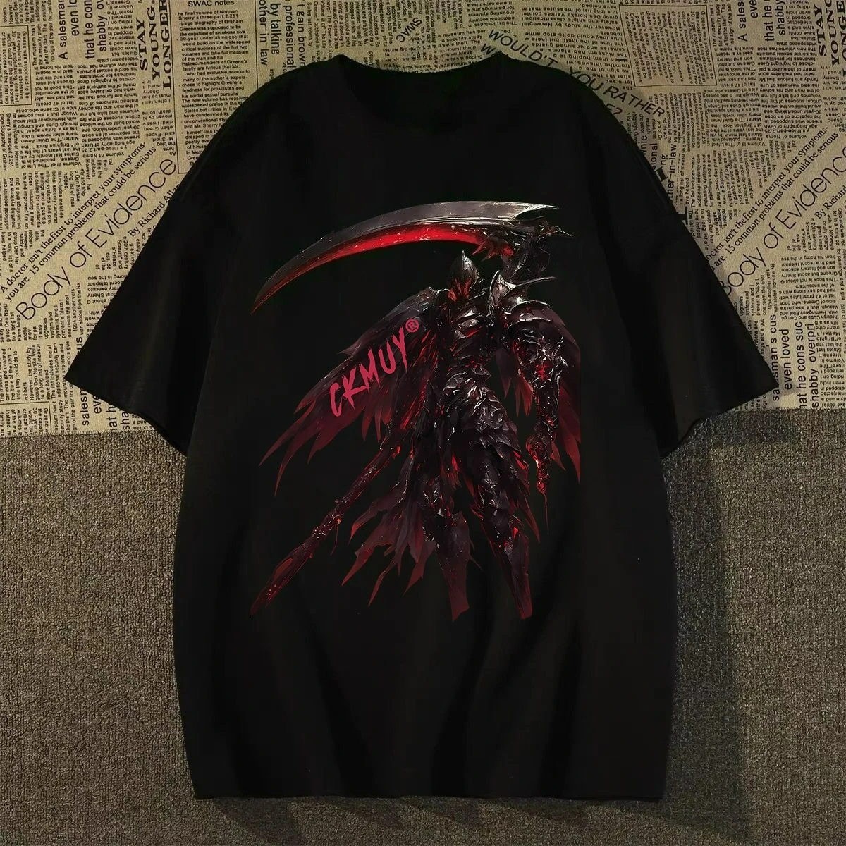 

New High-quality Internet Celebrities with The Same Cool Warrior Print Crew Neck Men's and Women's Loose Short Sleeves