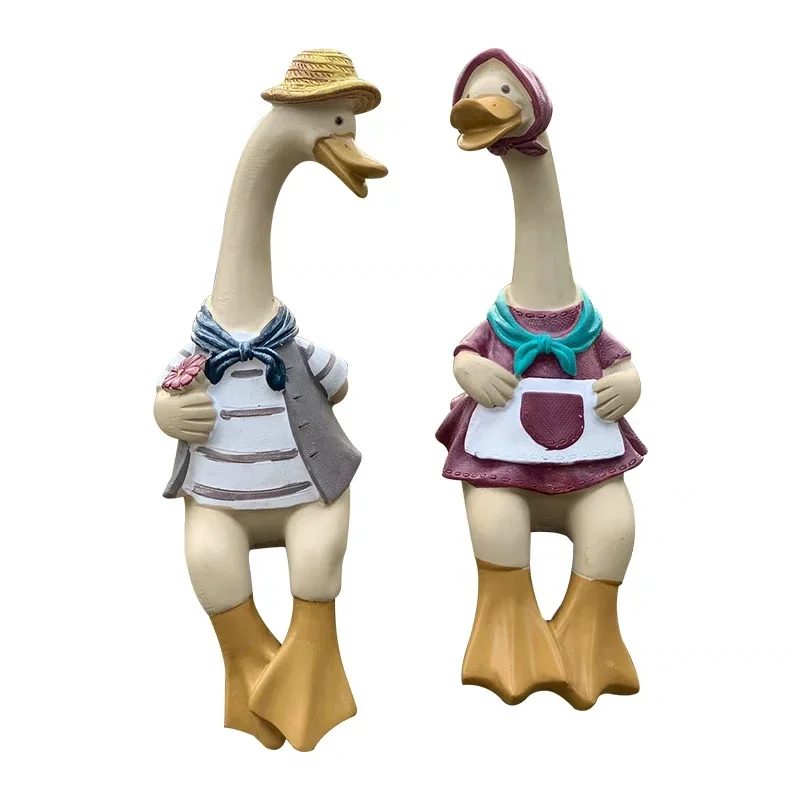 

Garden Decoration Outdoor Courtyard Cartoon Couple Duck Landscaping Decoration Hanging Feet Doll