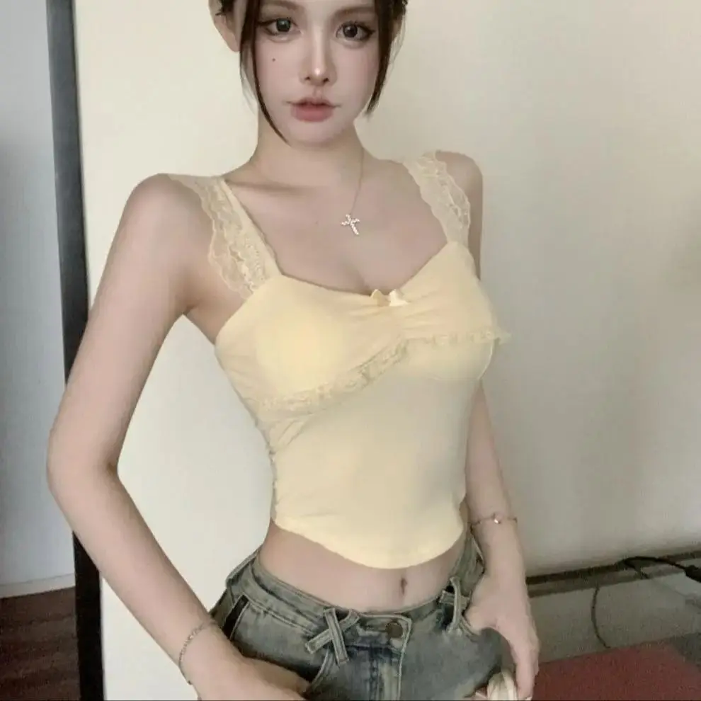 Sleeveless 2024 lace camisole for women summer yellow slim Tops sexy tights and padded tops for outer wear