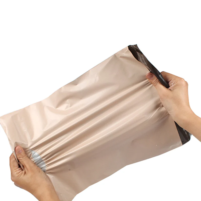 20Pcs/Pack Courier Bag Beige Waterproof Mail Bags Poly Envelope Packing Clothing Express Bag Mailer Postal Shipping Bags