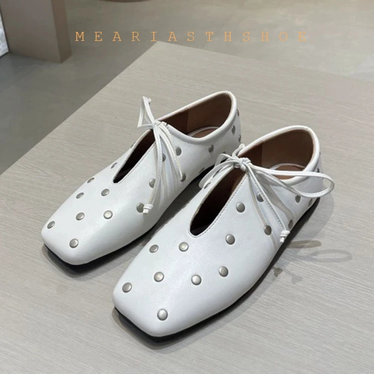 

Ins style Rivet Soft Leather Women Ballet Flats Fashion Square toe Hollow out Lace-up Walking Loafers Casual Lazy Dance Shoes