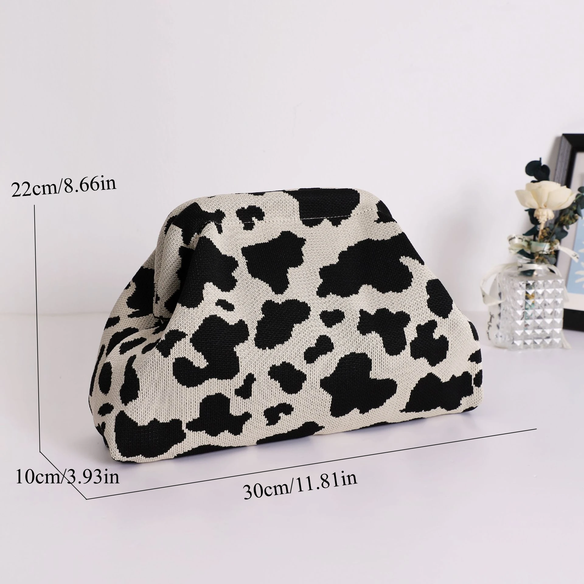 Trendige Handtasche mit Kuhmuster und hochwertigem Farbblock-Strick-Clip-On-Design, geräumige und vielseitige Mode-Tragetasche. – Detail 3
