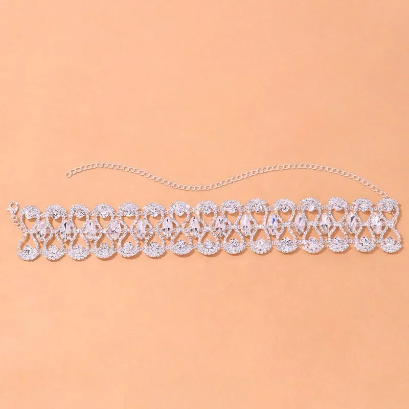 Big Crystal Rhinestone Choker Necklace Jewelry for Women Statement Hollow Collar Chain Short Necklace Fashion Jewelry