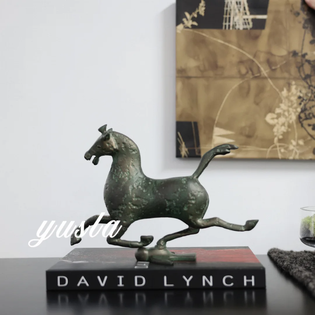 

Medieval retro horse TV cabinet soft decoration living room study model room office villa decoration