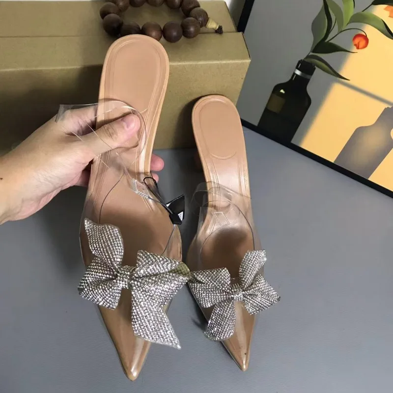 โปร่งใส PVC รองเท้าส้นสูงผู้หญิงรองเท้าแตะล่อ Glitter Silver Bow-knot Elegant Pointed Toe หรูหราหญิงงานแต่งงานรองเท้า