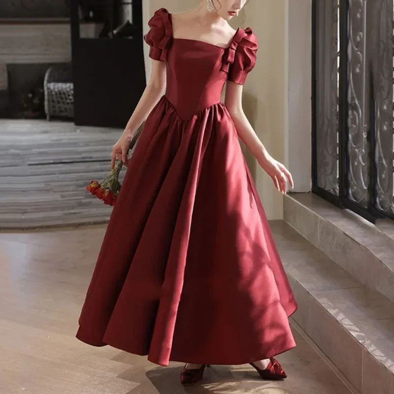 Customized Wedding Guest Dresses For Women Short Puff Sleeves Pleat A-Line Burgundy Formal Dress Square Collar Satin Lace Up Dre