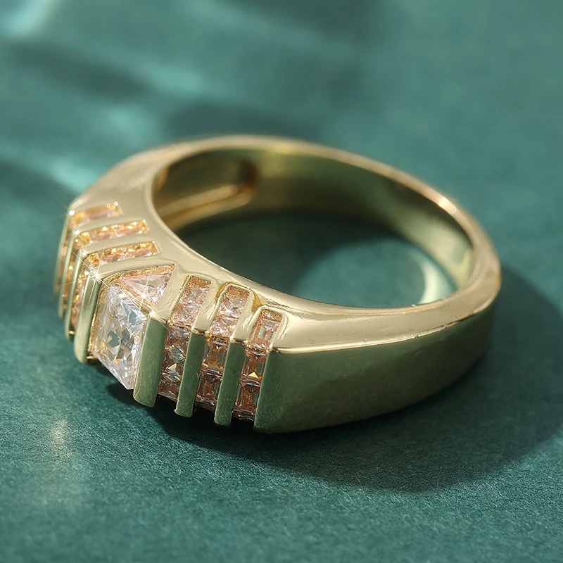Exquisiter Eingelegter Weißer CZ Damenring Trendiger Goldfarbener Geometrischer Alltags- und Partyschmuck Jubiläumsgeschenk – Detail 3
