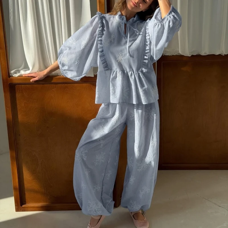 

TARUXY Ruffles Lace Up Puff Sleeves Top Foot-Binding Trouser Suit Women Commuting Stylish Striped Loose Casual Set Female Spring