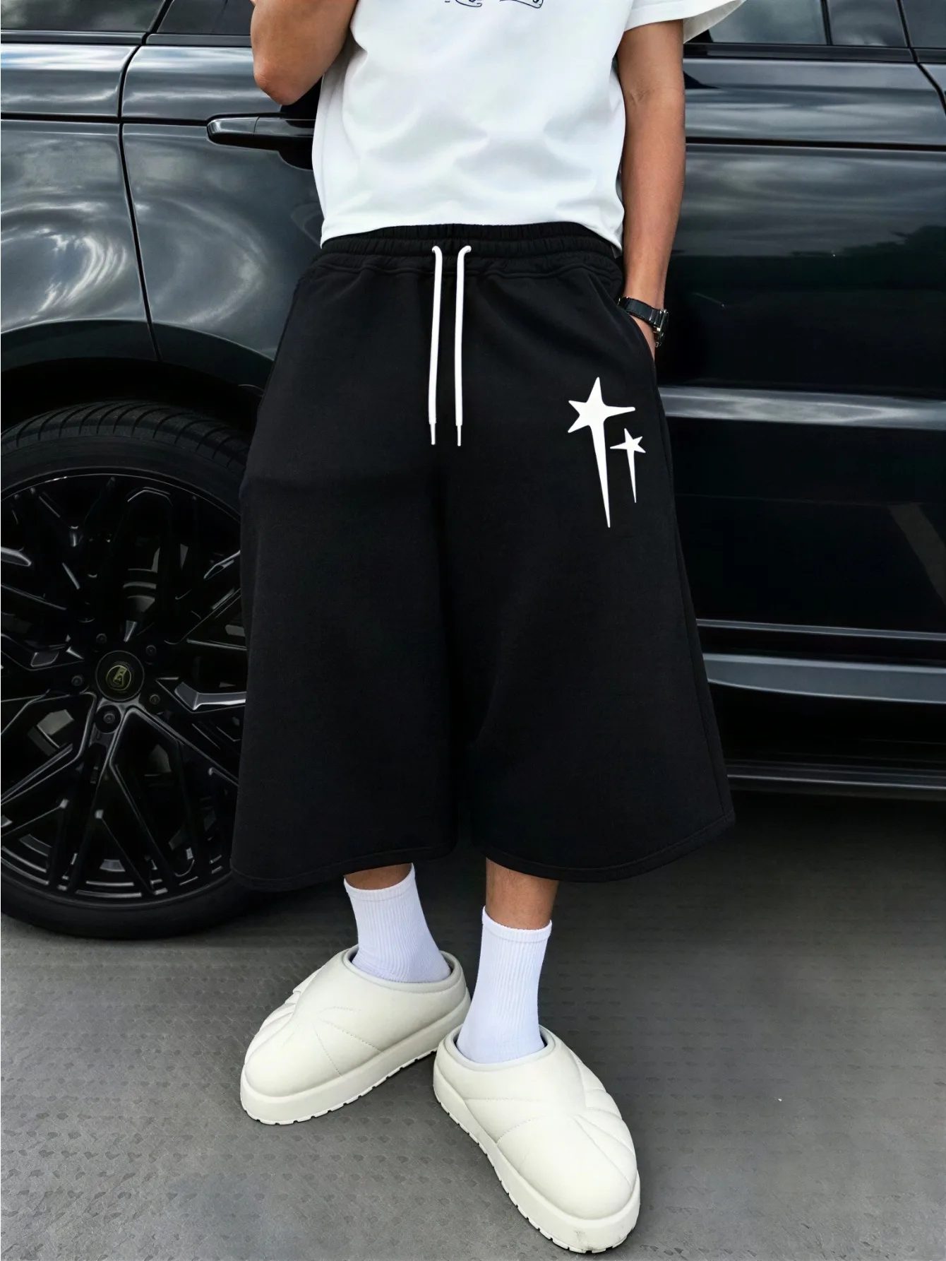 American High-Street Style Multi-Print 7/8-Length Cargo Pants: Men's Unique, Relaxed-Fit, Versatile Wide-Leg Mid-Length Pants view 2