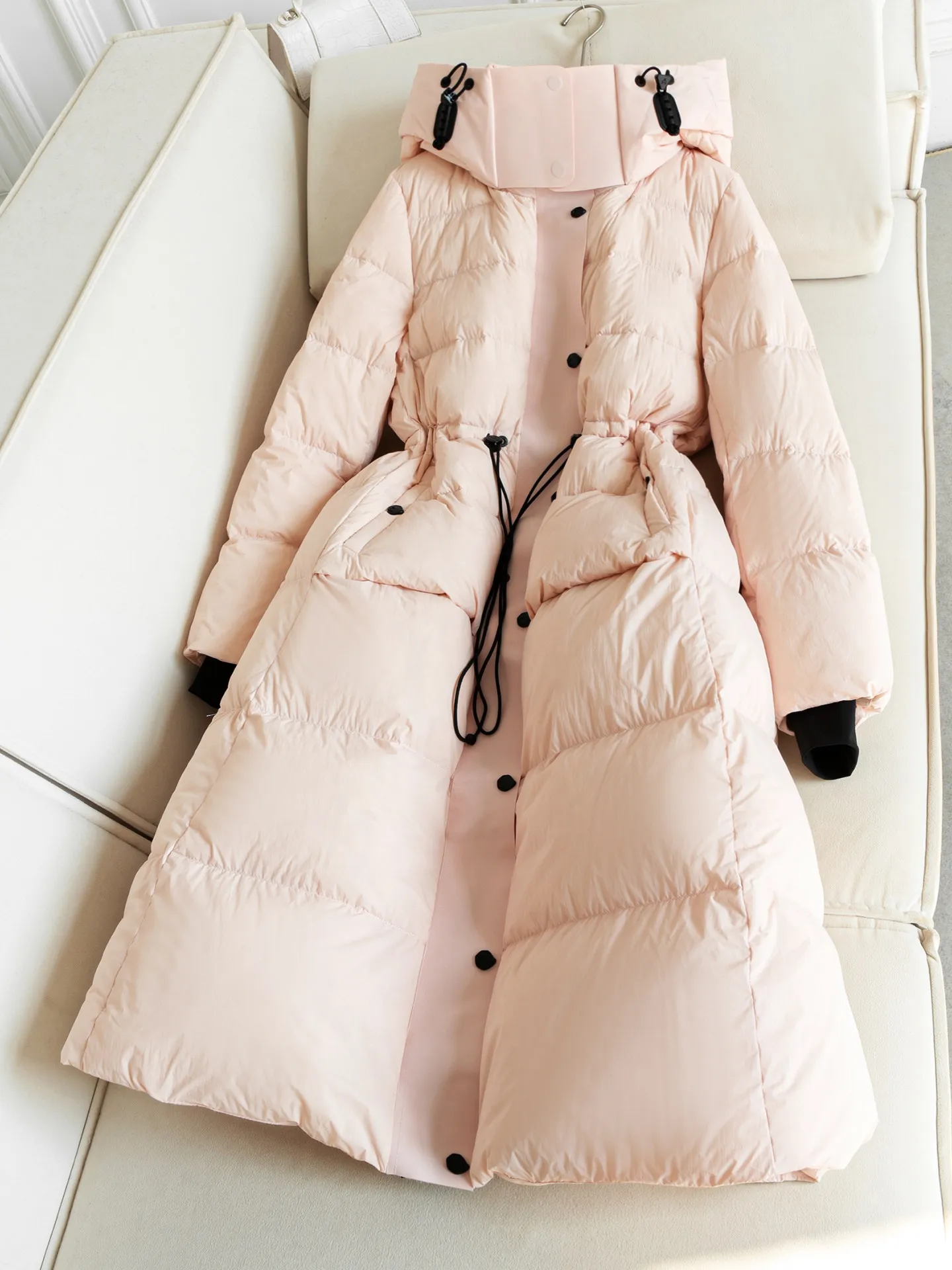 Wintermode donsjack voor dames Warm donsjack met capuchon