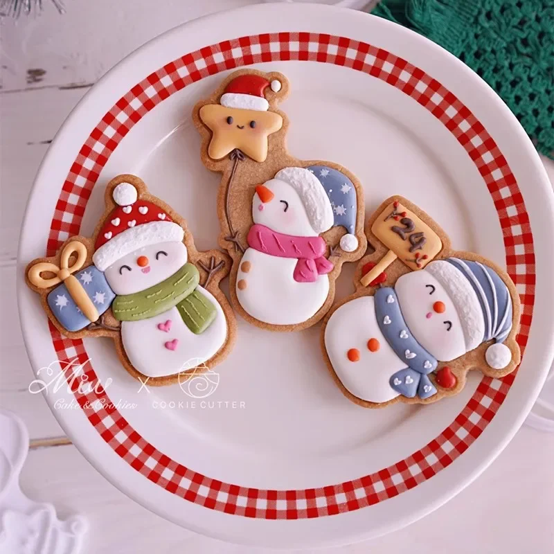 Christmas Snowman Shape Cookie Cutter Xmas Gift Star Guide Board Pattern Frosted Sugar Cookies Plastics Hand Pressed Mold Tools