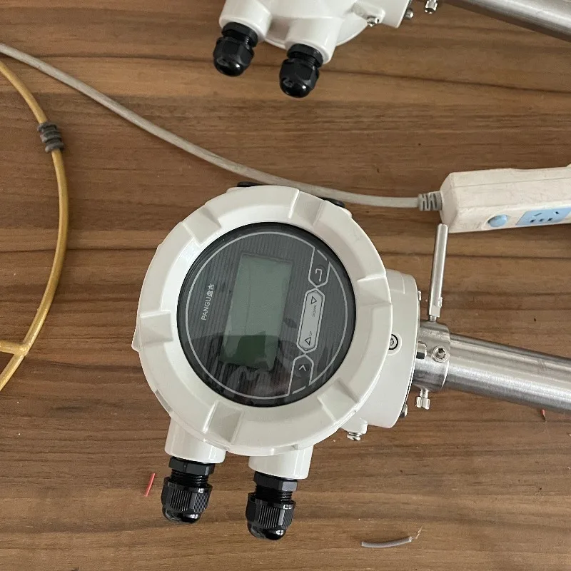Customizable Stainless Steel Plug-In Electromagnetic Flowmeter Accurate Water Medium Measurement OEM Supported OM Brand 2-Year