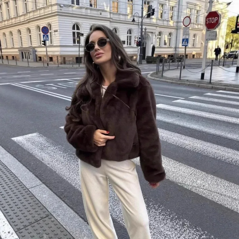 

KICRKJ Brown Winter Women Faux Fur Coat Comfortable Artificial Suit Collar Eco Fur Jacket For Lady Short Female Mink Fur Coat