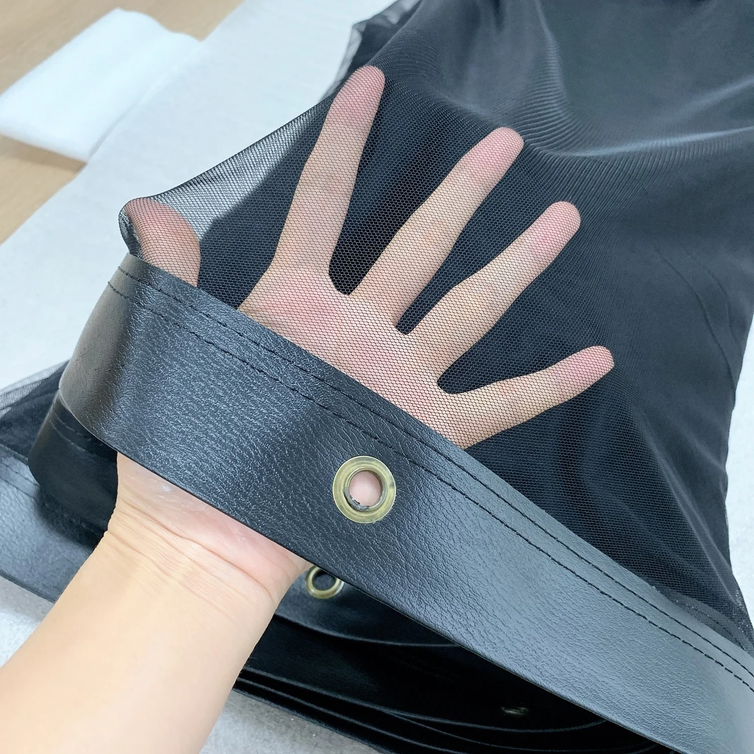 Schermo per proiettore a rete olografica 3D non tensionato, grandi schermi olografici 3D per esterni 10x30 metri