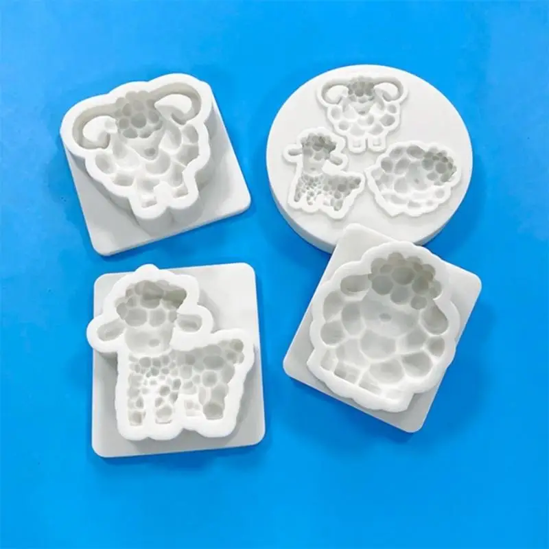 Cute Sheep Silicone Candle Mold: Cute Design DIY Handmade Crafts Candles Plaster Soap Home Decor