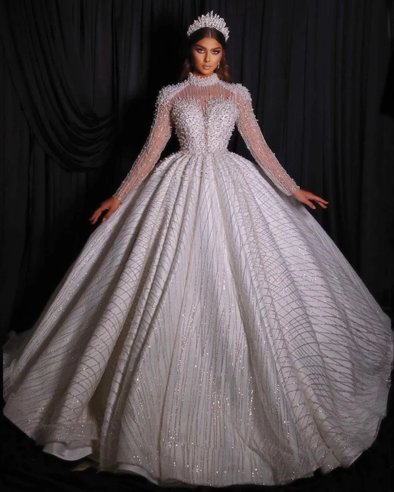Elegant Bohemian Wedding Dresses High Collar Long Sleeves Bridal Gowns Custom Made Button Back Sweep Train Appliques Lace Robes