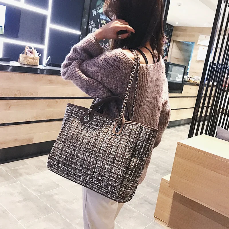 Women\'s Tote Bag 2023 New Fashion Bucket Bag Checkered Contrast Chain Bag High Capacity Handheld One Shoulder Crossbody Bag