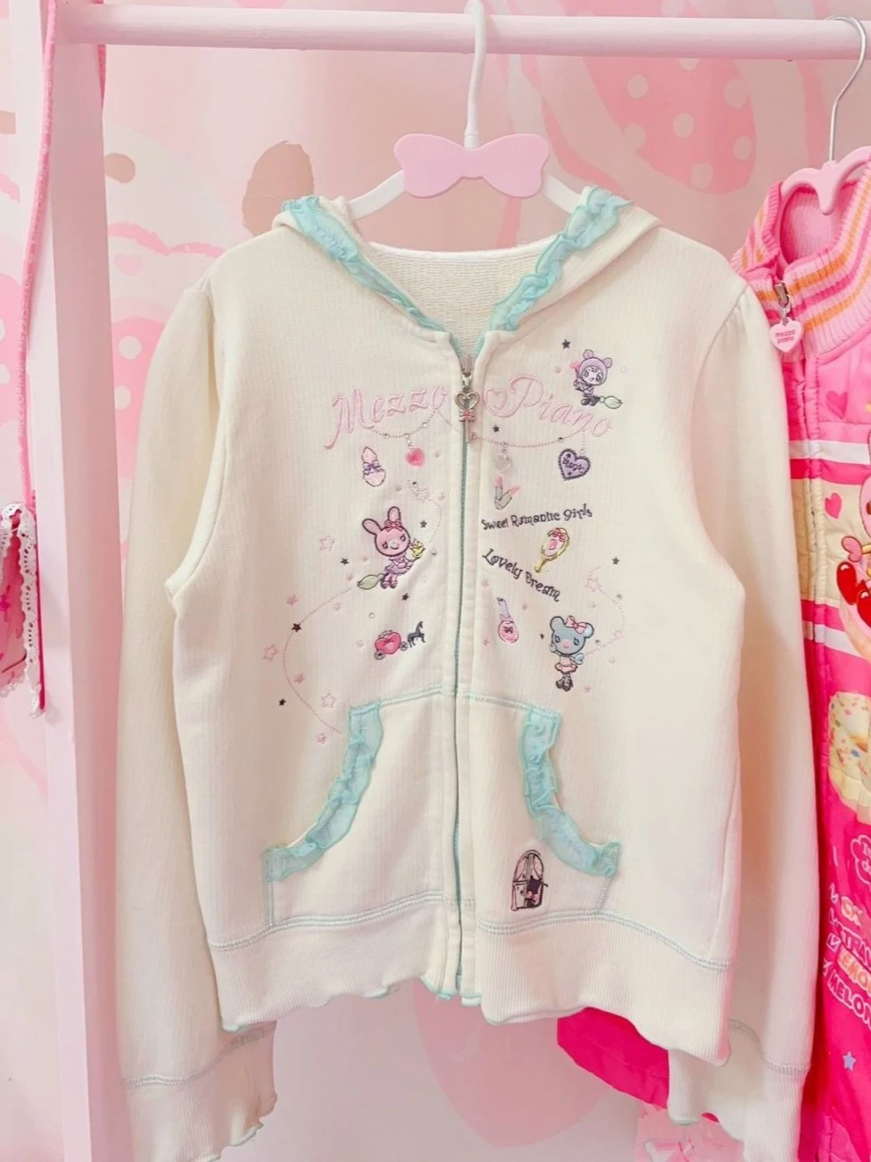 เสื้อฮู้ดสไตล์ญี่ปุ่นน่ารัก พิ - Vintage Zip Hoodie บทวิจารณ์และราคา
