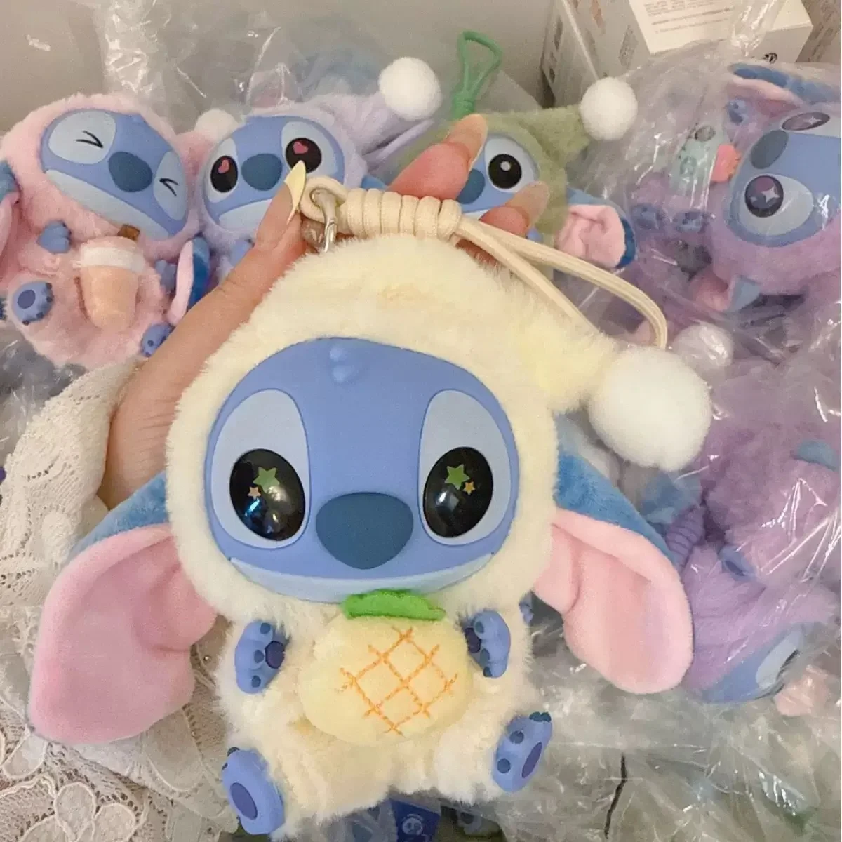 Miniso Disney Stitch Eat, Sleep Series Vinyl Blind Box Anhänger Süße Puppe Mystery Box Spielzeug Plüschpuppe Weihnachtsgeschenk