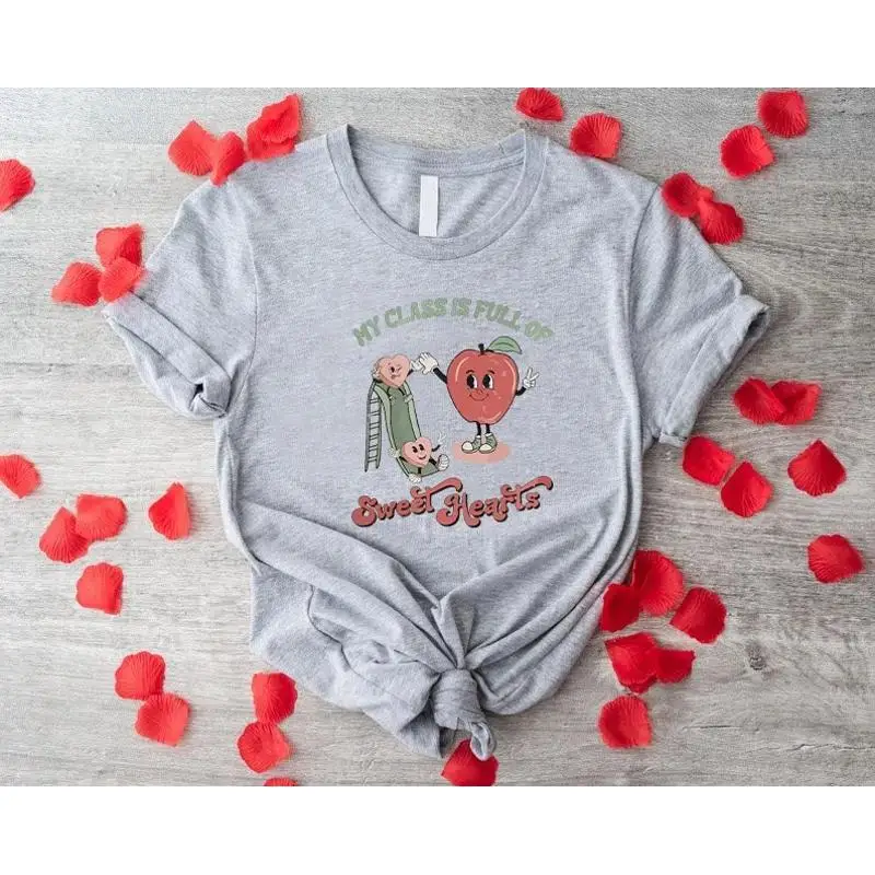 Pre K Teacher Valentines camiseta Vintage Día de San Valentín mi clase está llena de corazones dulces