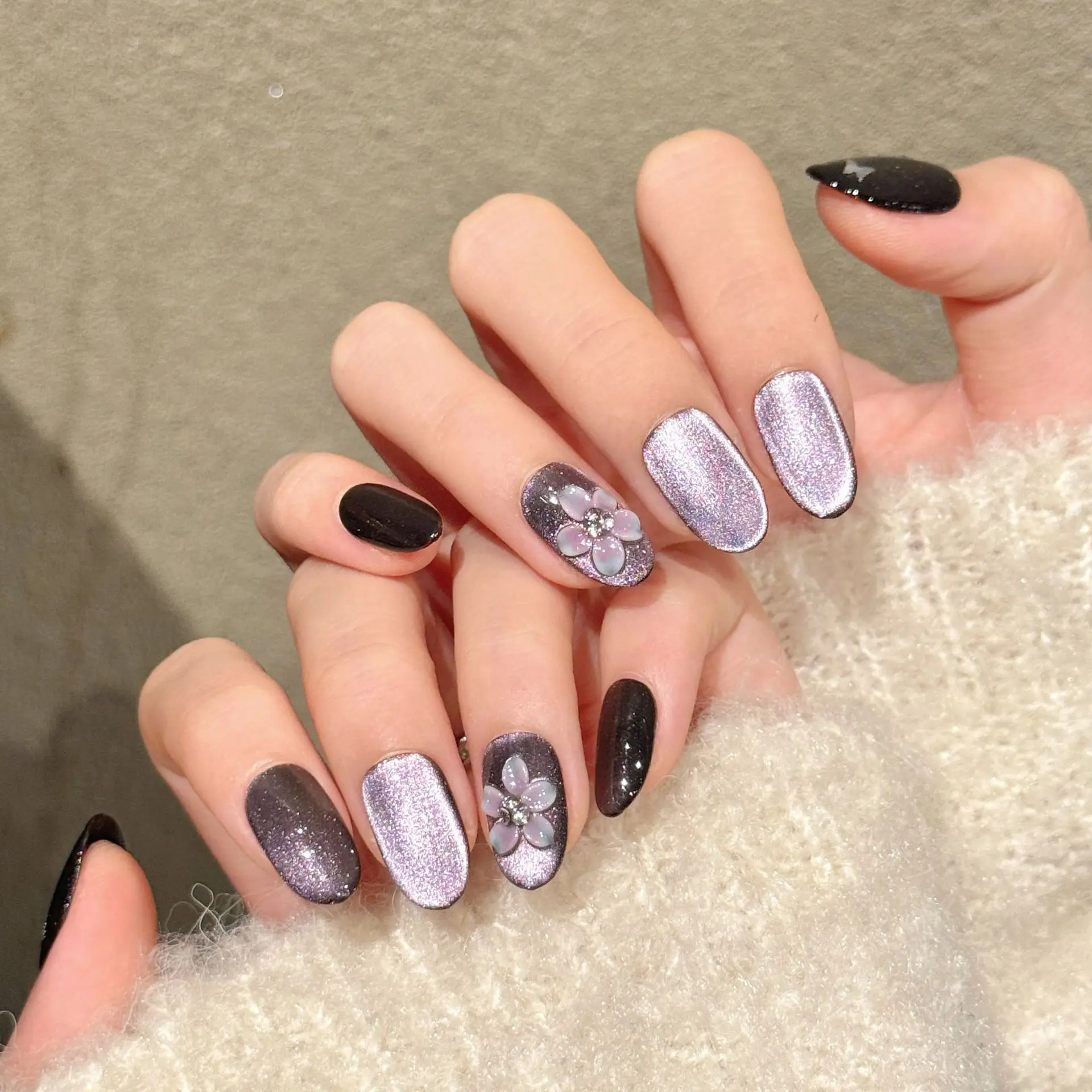 10PCS Oval Handmade Press On Nails,Chilly And Elegant Style,Suitable For Festivals Parties And Daily Wear.