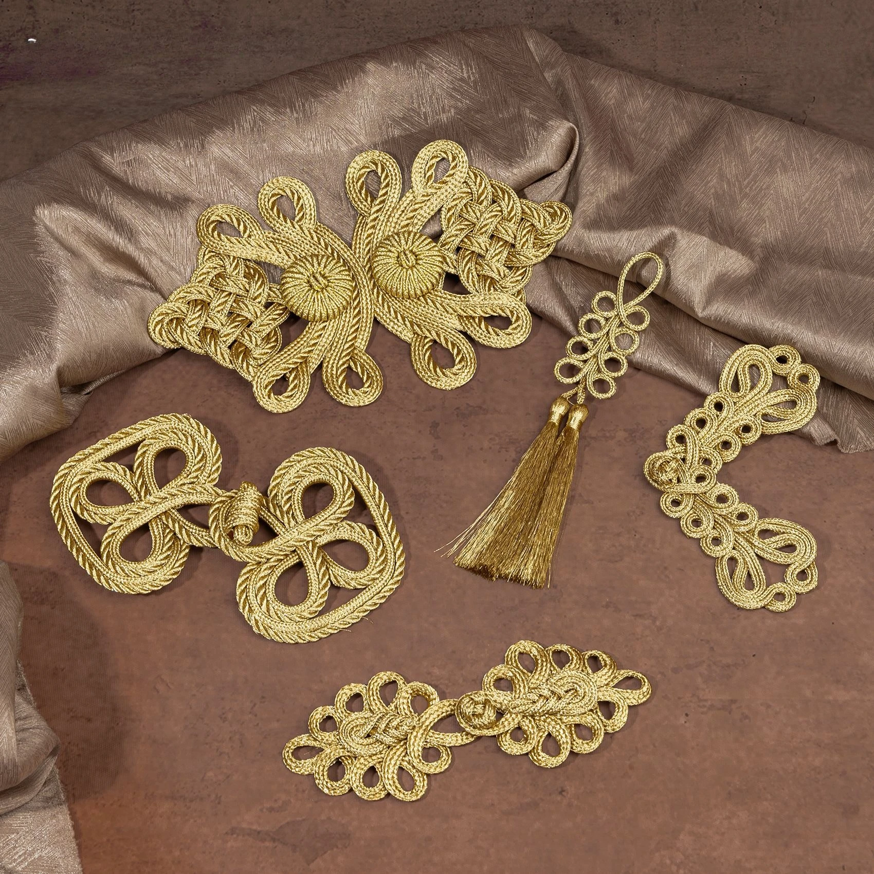 1 Stück Vintage Chinesische Knotenknöpfe Goldene Spitzenbesatz-Verschlüsse für Cheongsam-Dekoration, Tanzkleider, DIY-Nähen