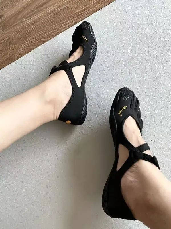 

New hot summer Neutral professional squat weightlifting shoes gym weightlifting sneakers squat sneakers very good