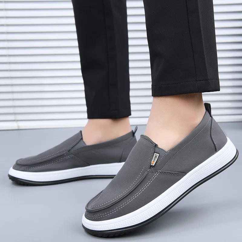 Herren-Slipper aus Canvas, atmungsaktiv, leicht, rutschfest, flache, bequeme Freizeitschuhe, ideal zum Spazierengehen, für den täglichen Gebrauch. – Detail 11