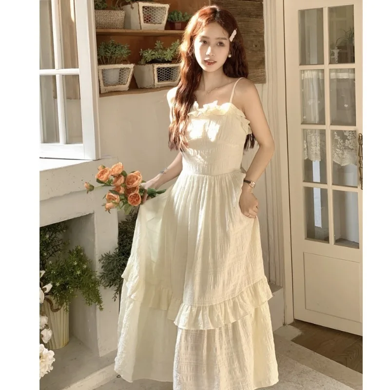

Ladies Sweet Spaghetti Strap Maxi Dress Ruffle Hem Smocked Waist Dress For Beach Vacation Date Daily Wear