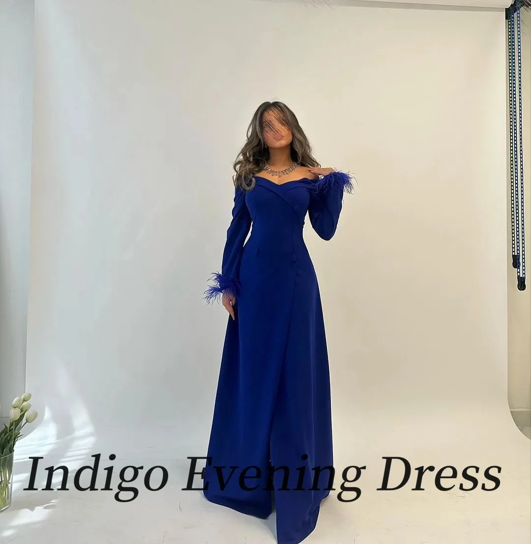 Indigo ชุดราตรีปิดไหล่ความยาวสาย Feathers High Slit อย่างเป็นทางการชุด Vestidos De Gala ที่กําหนดเอง