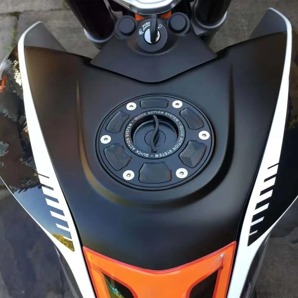 DTRAD SUPER DUKE 990 2005-2013/ARocket III ALL YEARS Quick Gas Keyless Fuel Tank Cap CNC Aluminum Motorcycle Includes ScrewsMoto