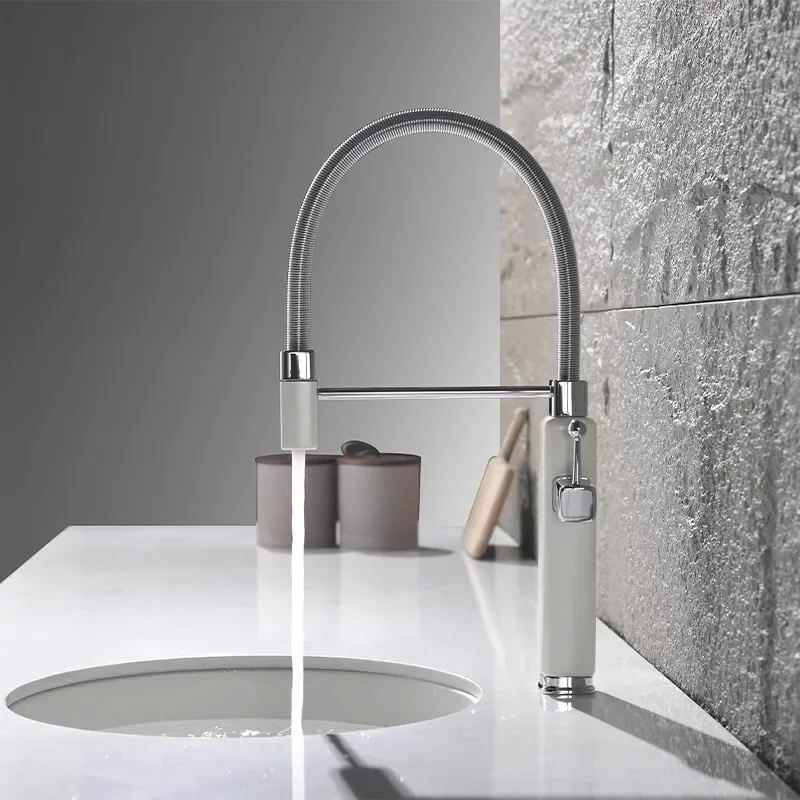 Rotatable Kitchen Faucet Cold And Hot Stretchable Pull Out Spout Kitchen Sink Faucet