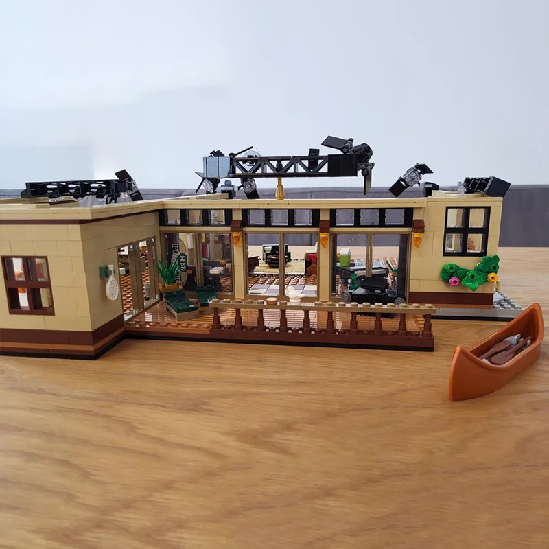 2172PCS MOC Twoes and a Halfes Menes Charlie's Malibu Beach House Elegante, modello fai da te Building Blocks Giocattoli di compleanno Regalo