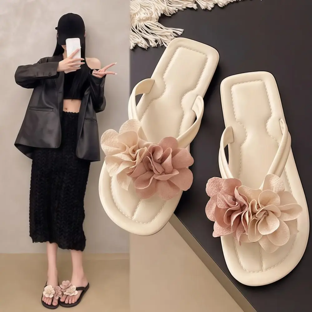 Chinese Style Women's Flip-flops Flowers Decor Non-Slip Flat Sandals Sweet Versatile Summer Beach Sandals Everyday Outfits