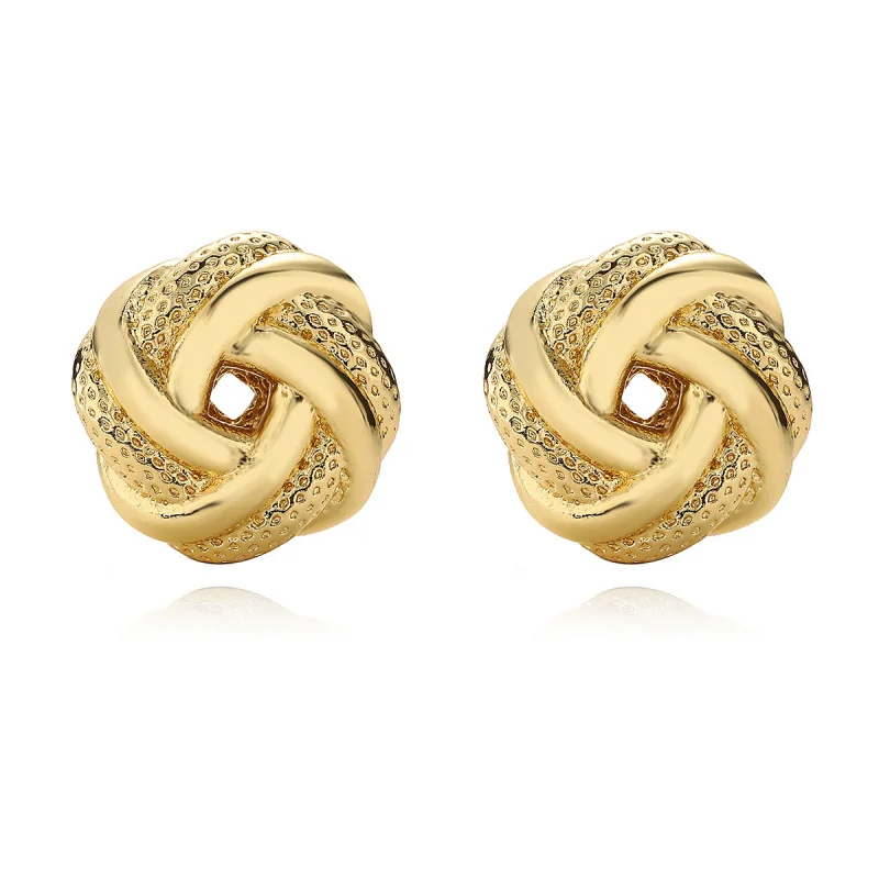 European and American Metal Style Fashion Mini Copper Plated 18K Gold Flower Earrings for Women Unique Personality Earrings New