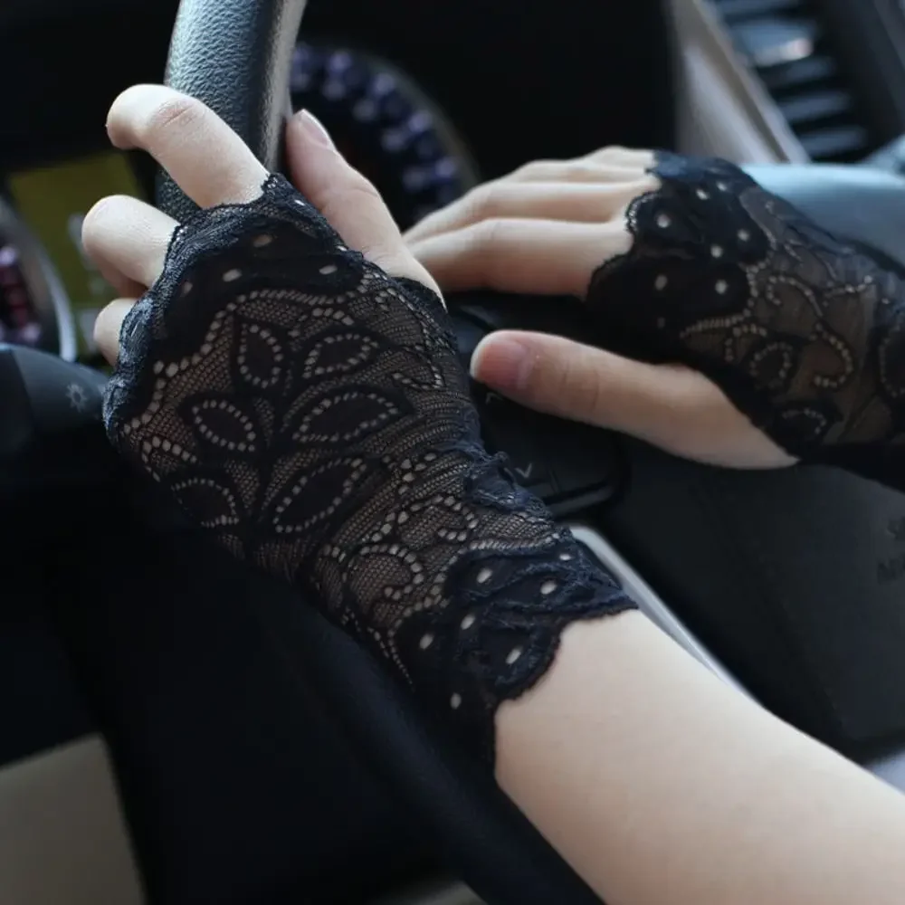 

Sexy Mesh Sunscreen Half Finger Gloves Cosplay Lace Sexy Mesh Lace Thin Breathable Fingerless Lace Gloves