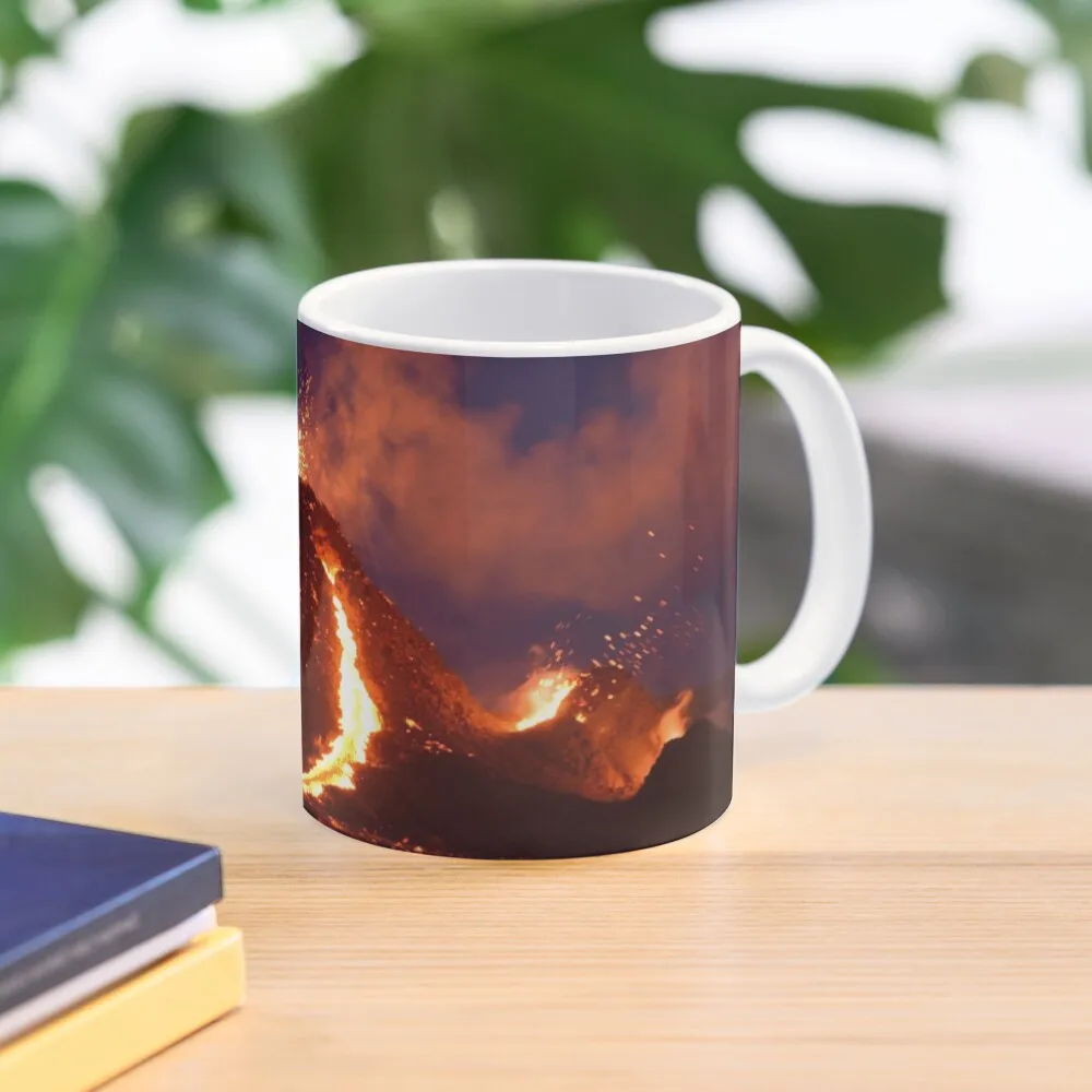 

Icelandic volcano eruption 2021, Geldingardalir, Reykjanes, Fagradalsfjall, Coffee Mug Funny Cups Aesthetic Cups Mug