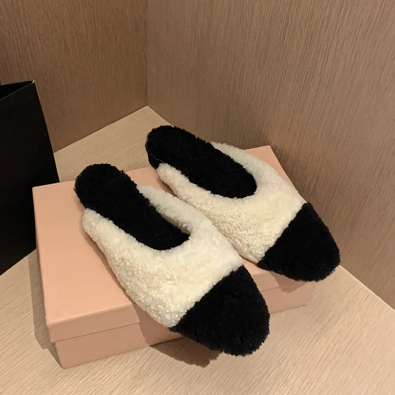 

Cute Woolen Slippers for Autumn/Winter 2022 Women Wear Warm Lambswool Wrapped Slippers with Flat Muller Shoes