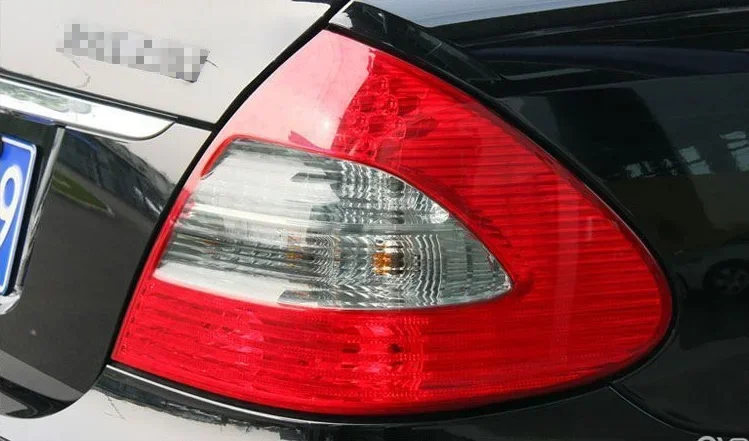 الخلفي الأيسر الأيمن مصباح ليد خلفي مصباح استخدام ل Merce des Ben z W211 E-Class E180 E200 E260 2005-2008LED