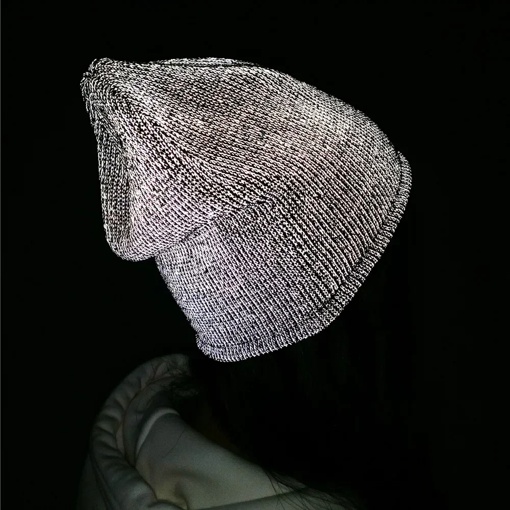

TOHUIYAN Reflective Beanie Hat For Men Women Autumn Winter Warm Knitted Hats Skullies Bonnet Chapeu Feminino Gorras Knit Ski Cap
