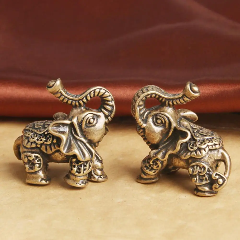 Mini Retro Elephant Ornament Solid Alloy Elephant Figurine Desktop Elephant Statue for Car Dashboard Home Decor