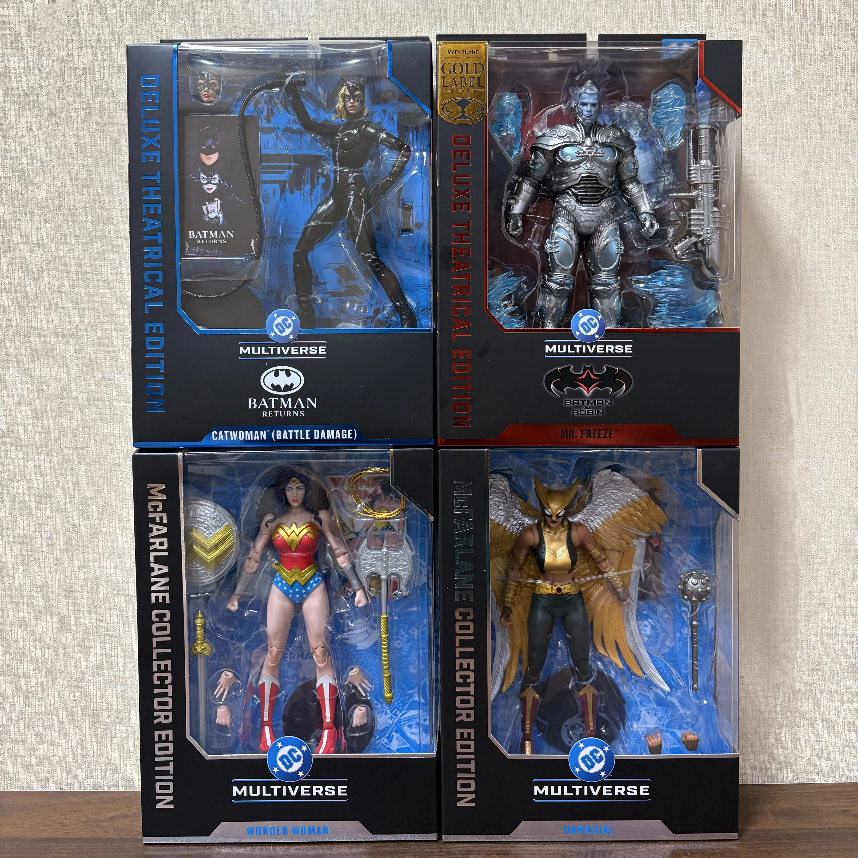McFarlane Toys DC Multiverse Wonder Woman/Mr. Freeze/Battle Damaged Catwoman/Hawkgirl 7-Zoll-Actionfigur-Modellpuppe Garage Kit – Detail 1
