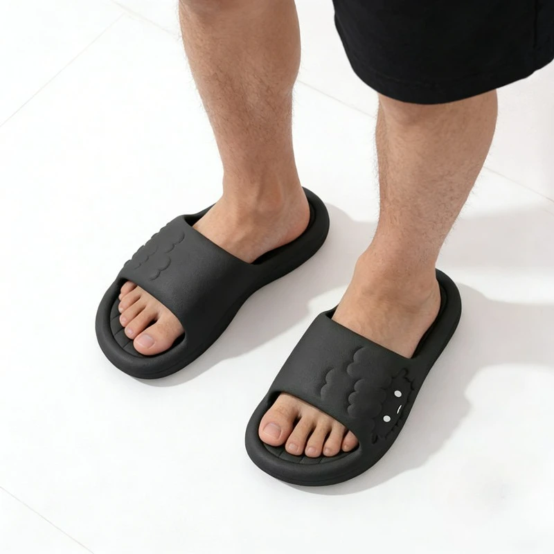 2026 New Summer Soft Men Slippers Non-slip Bathroom Shower Slippers for Men Thick-soled Comfortable House Slippers
