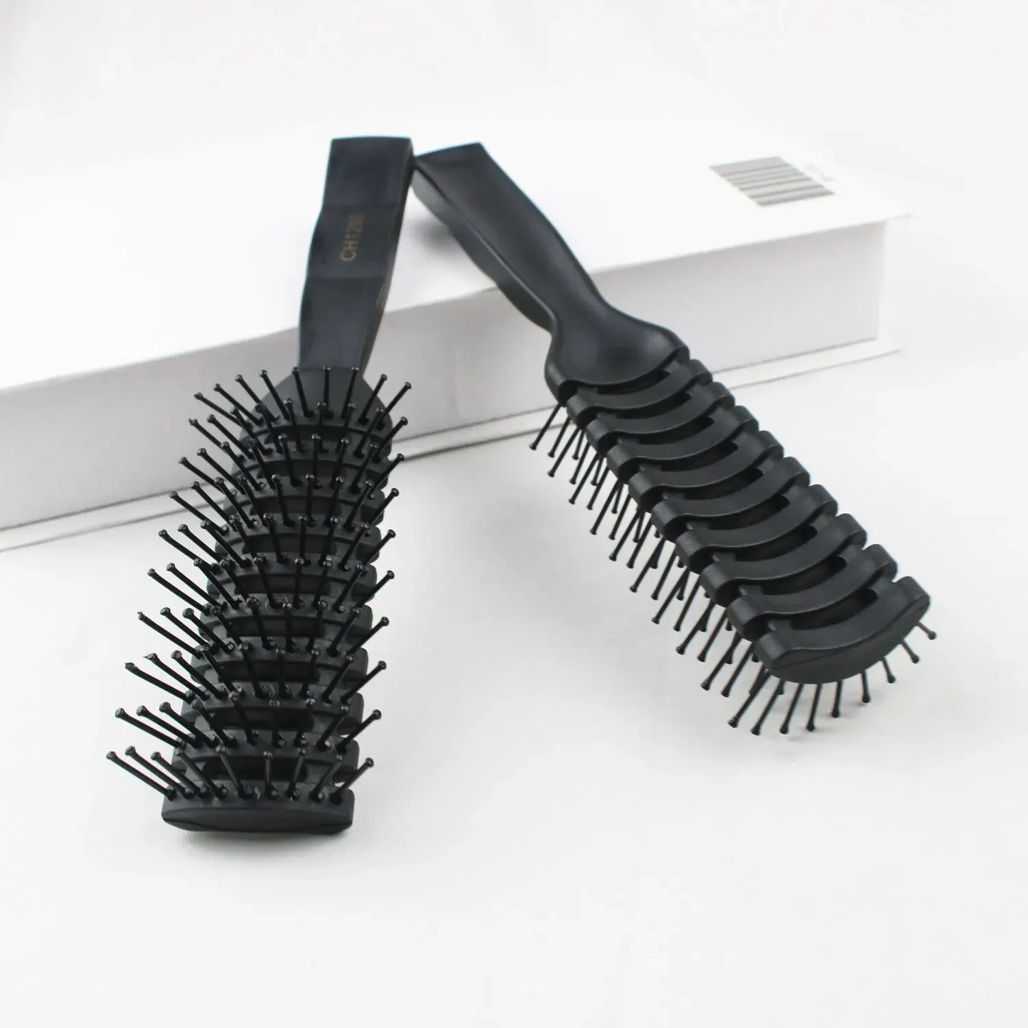 Factory Direct PP All Black MEN\'S STYLING Rib Comb Anti-static High Temperature Nine-row Comb Special Hair Comb