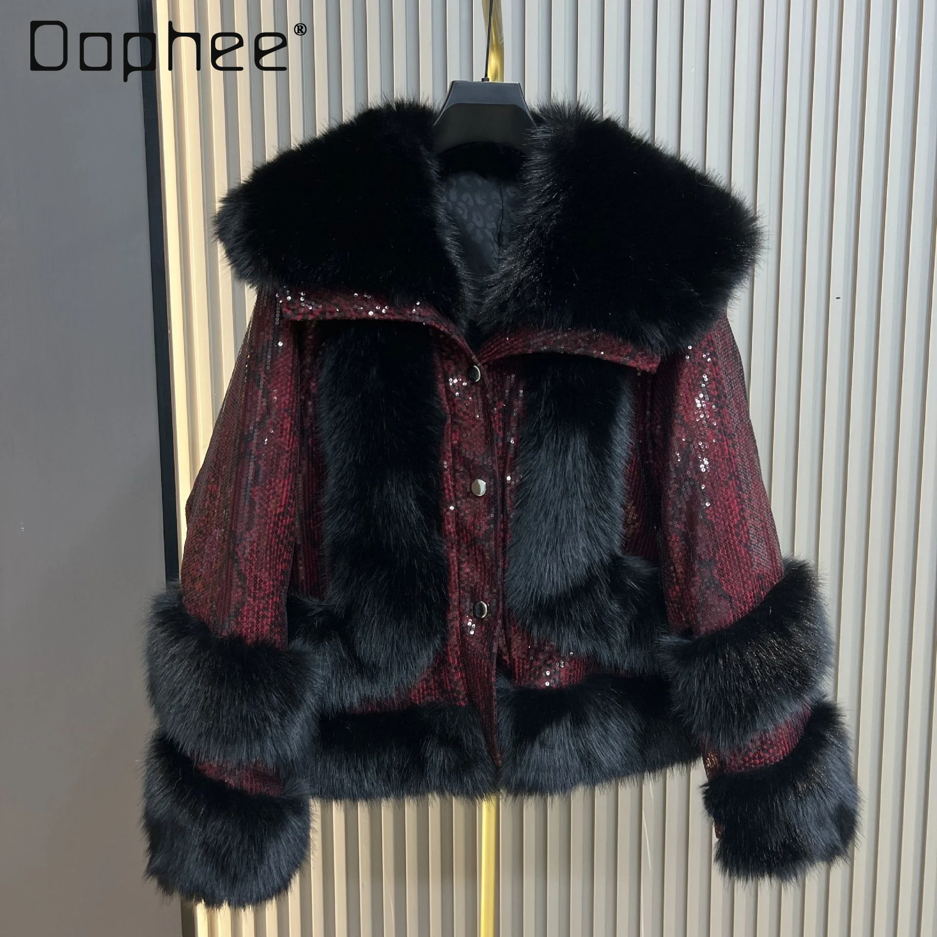 

Black Faux Fox Fur Coat for Women Winter 2025 New Fashion Sequin Thickened Cotton Jacket Sweet and Stylish Fluffy Jacket