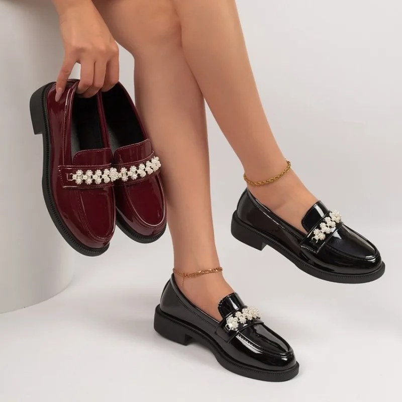 2026 Spring Ladies Oxfords Japanned Small Leather Shoes Woman Lolita Derby Flats Thicken Soled Loafers Femme Rhinestone Sneakers