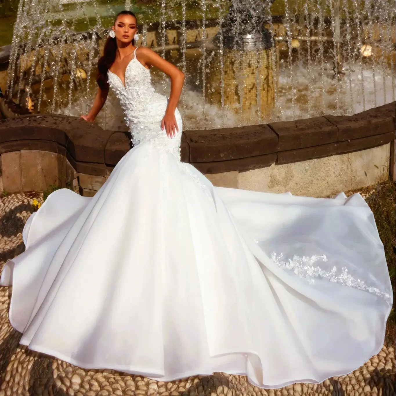 

Wedding Dress Mermaid Bridal Gown Customized V Neck Spaghetti Straps Lace Bride Dresses Court Train Vestido De Novia