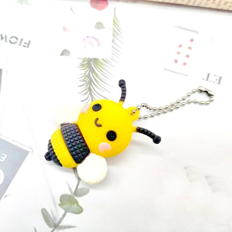 Cartoon Bee Keychain Creative Pvc Animal Knitted Pattern Key Chain Children\'s Backpack Decoration Pendant