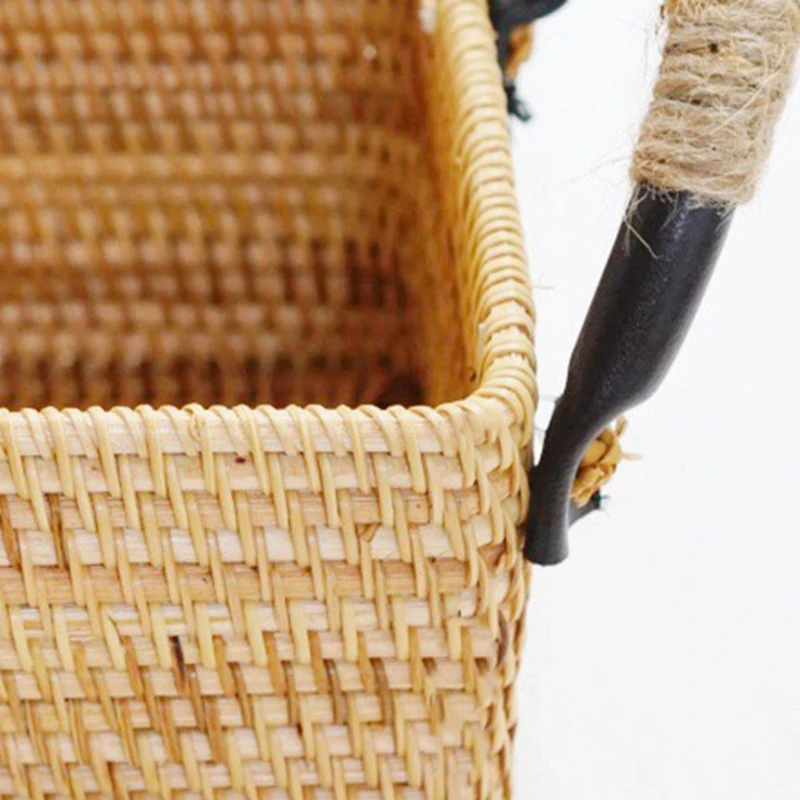 Handwoven Rattan Storage Tray With Handle Round Wicker Basket Bread Food Plate Fruit Cake Platter Dinner Serving Tray